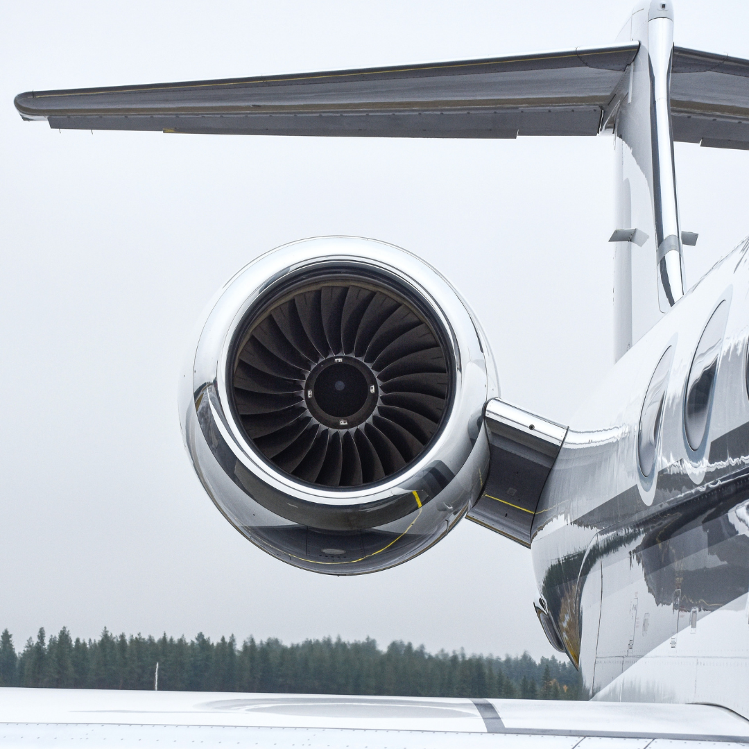 Reasons to Charter a Private Jet for Your Next Business Trip